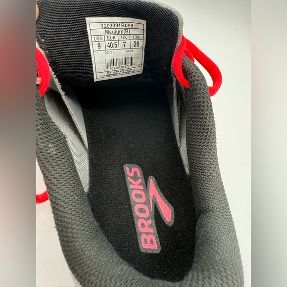 Brooks Catamount Womens Running Ultra Trail Shoe Alloy Pink Black US 9 - Picture 11 of 11